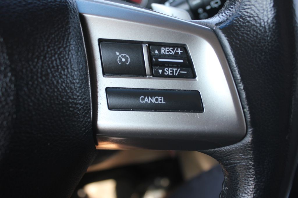 2014 Subaru Outback Image 14