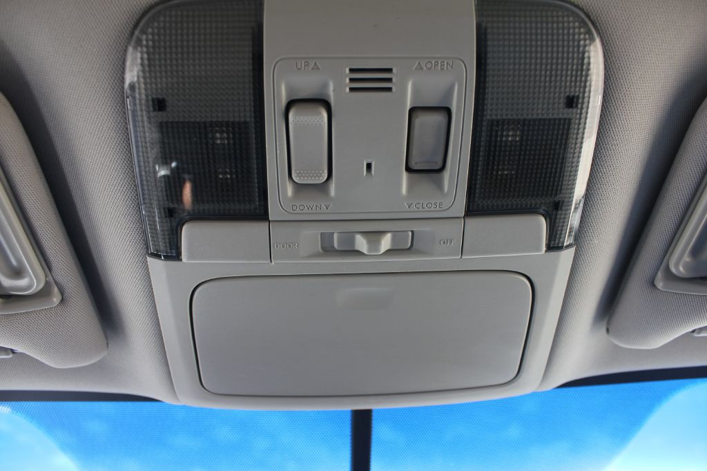 2014 Subaru Outback Image 25