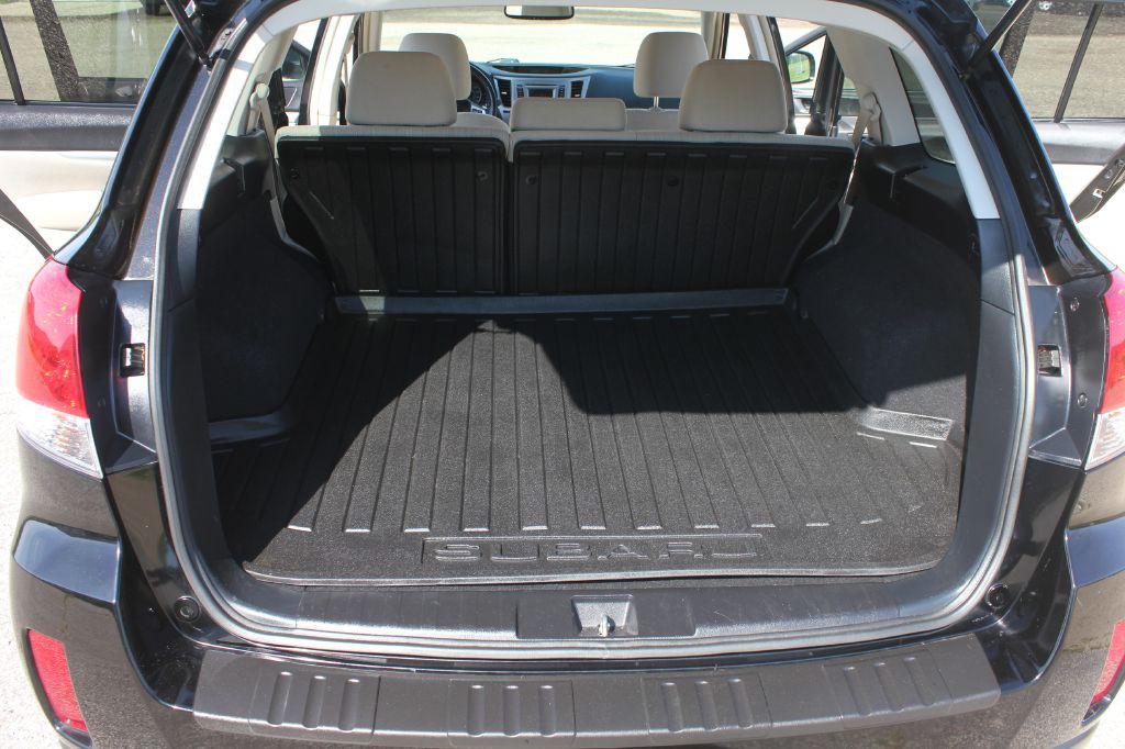 2014 Subaru Outback Image 43