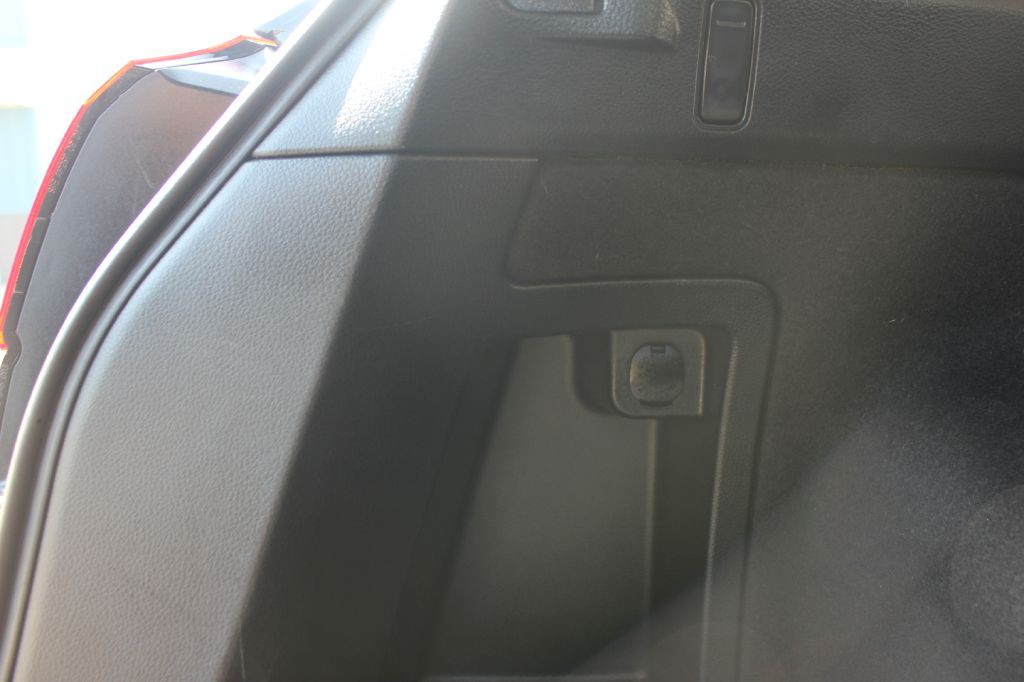 2014 Subaru Outback Image 44