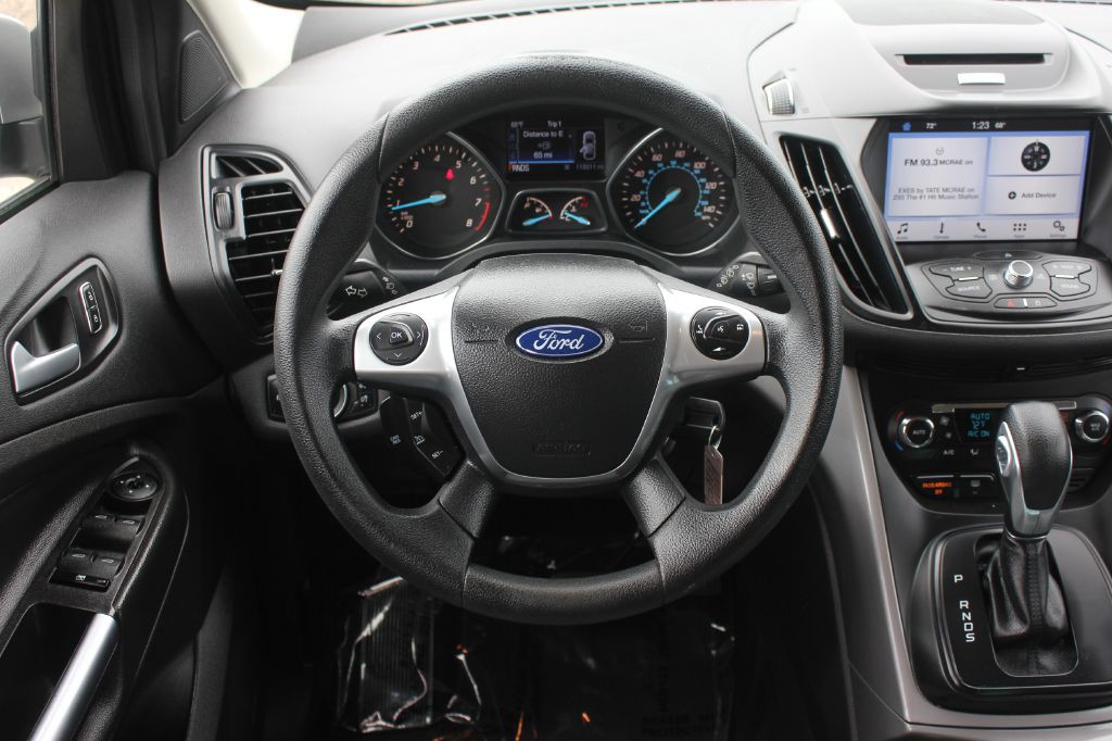 2016 Ford Escape Image 11