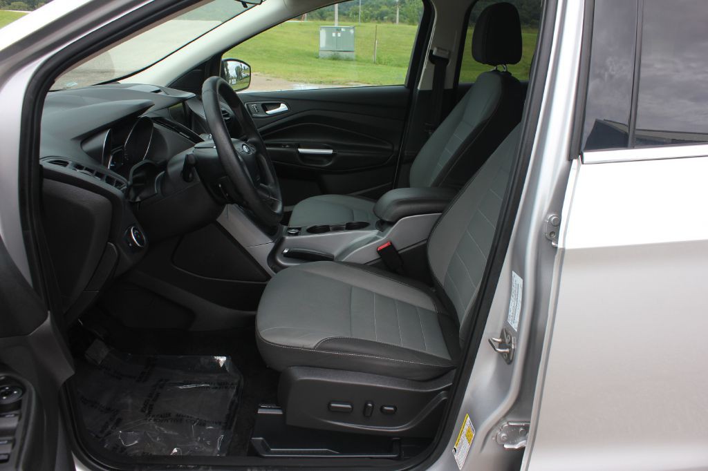 2016 Ford Escape Image 28