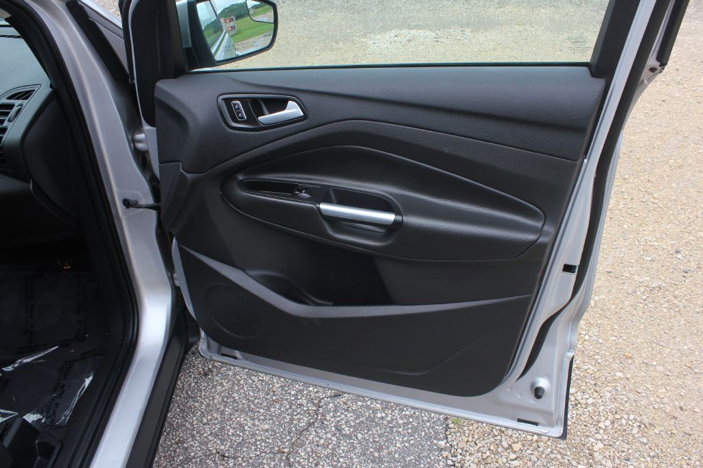 2016 Ford Escape Image 30