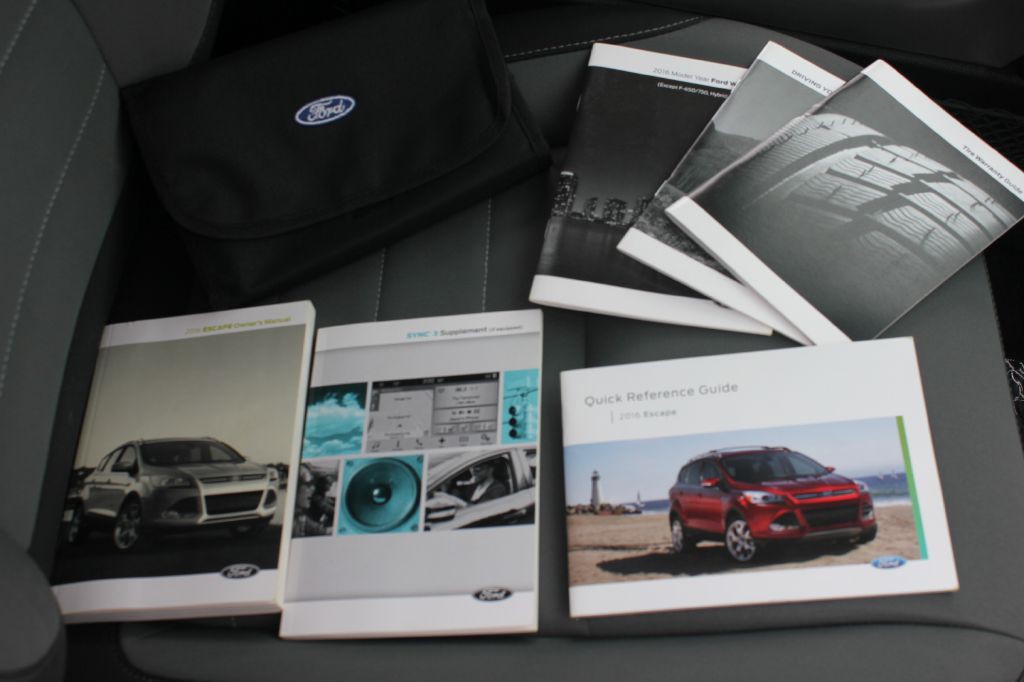 2016 Ford Escape Image 32