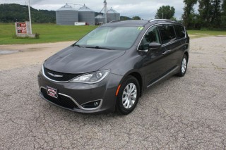 Image for 2018 Chrysler Pacifica Touring L ID: 6773660