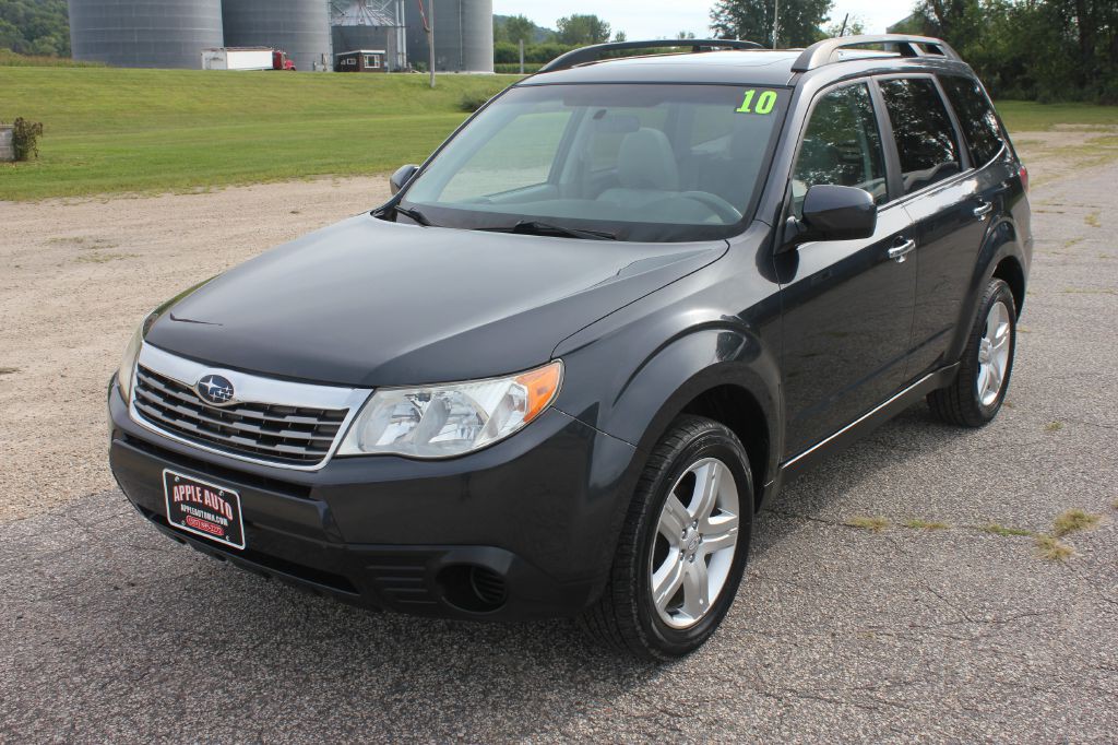 2010 Subaru Forester Image 2