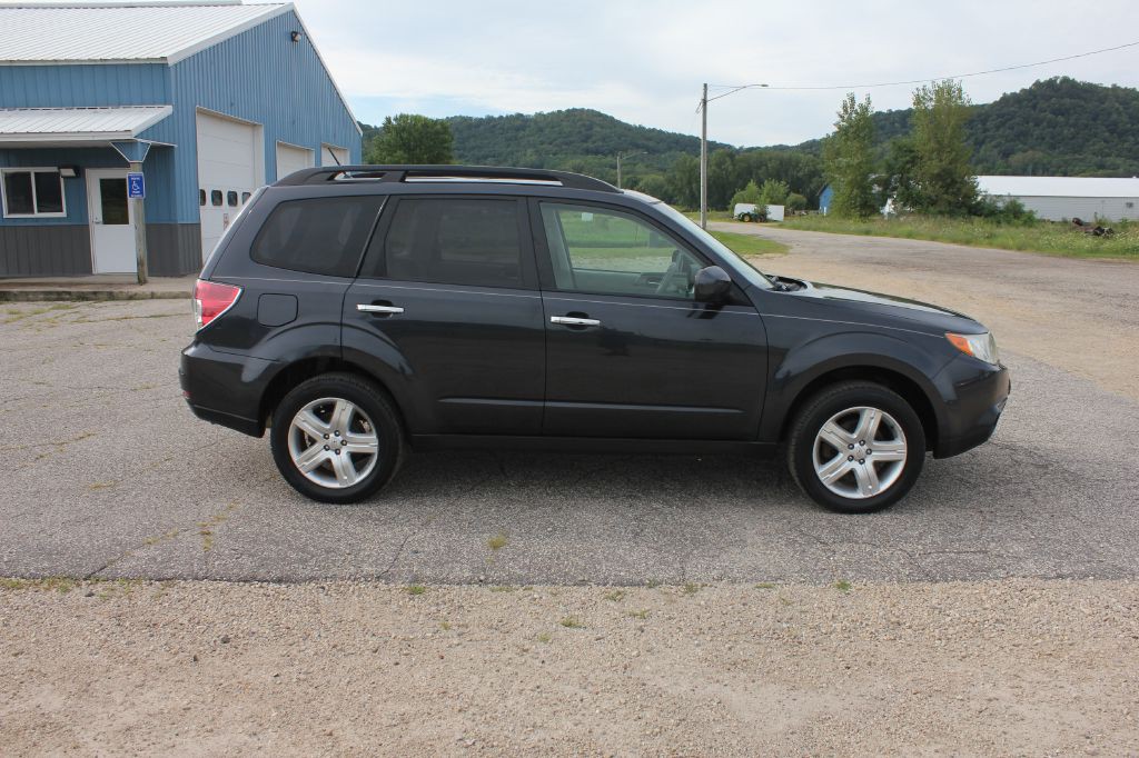2010 Subaru Forester Image 5