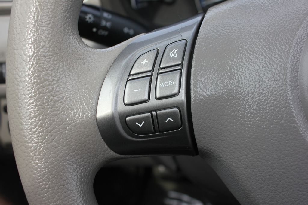 2010 Subaru Forester Image 13