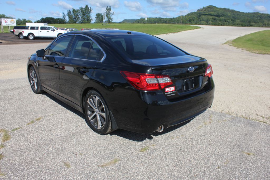 2015 Subaru Legacy Image 7