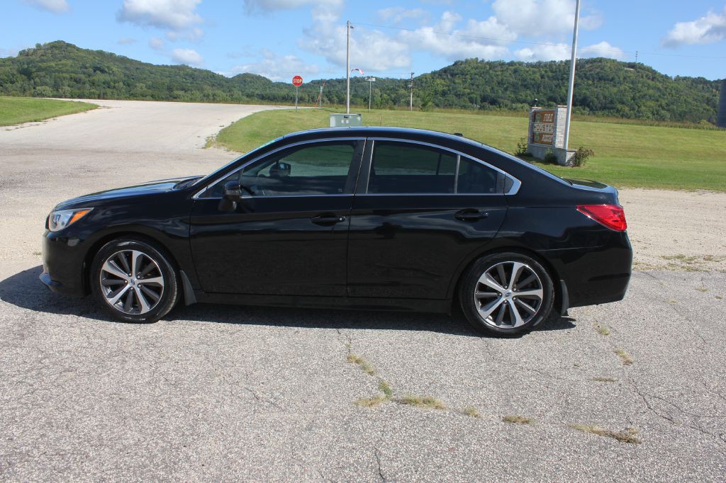 2015 Subaru Legacy Image 8