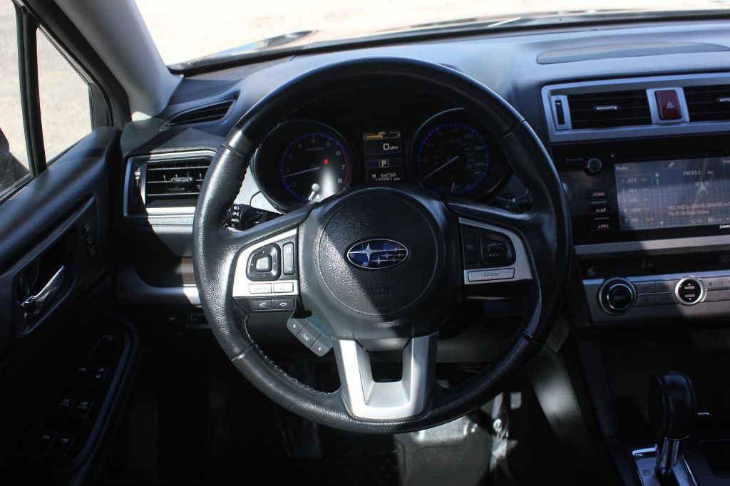2015 Subaru Legacy Image 10