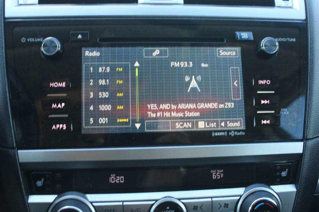 2015 Subaru Legacy Image 18