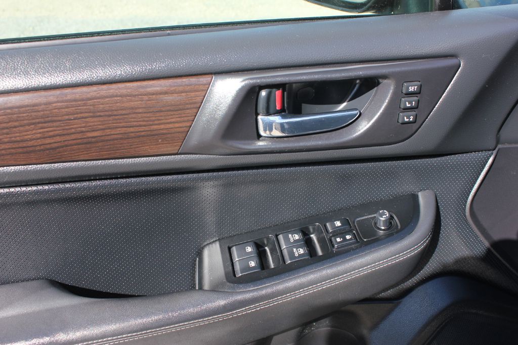 2015 Subaru Legacy Image 29