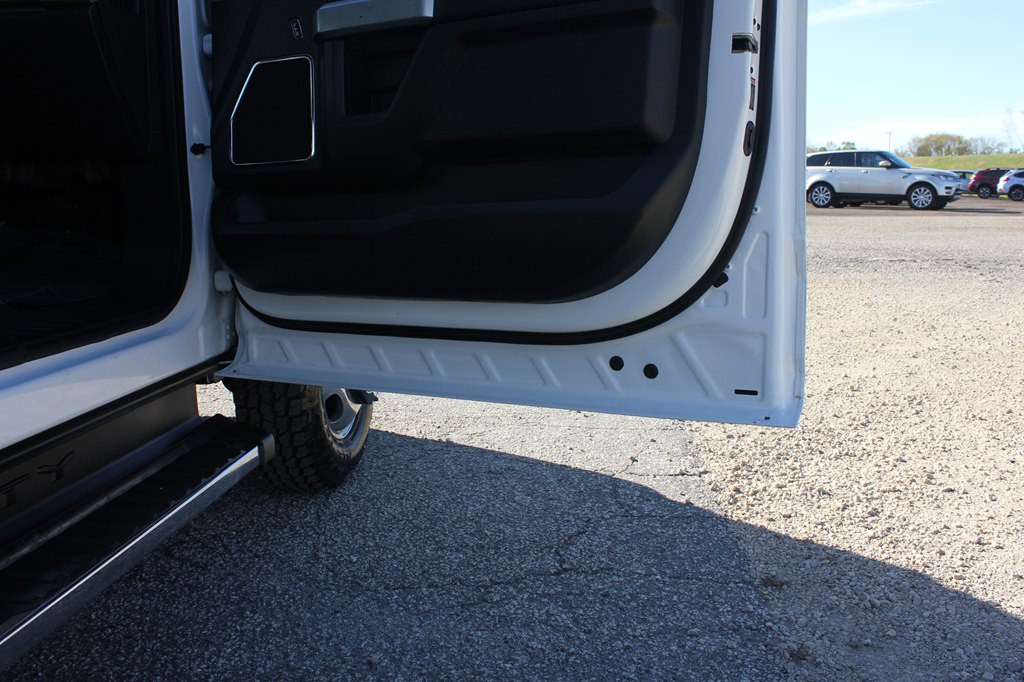 2021 Ford F-350 Image 52