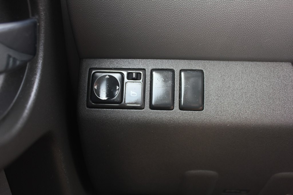 2008 Nissan Xterra Image 16