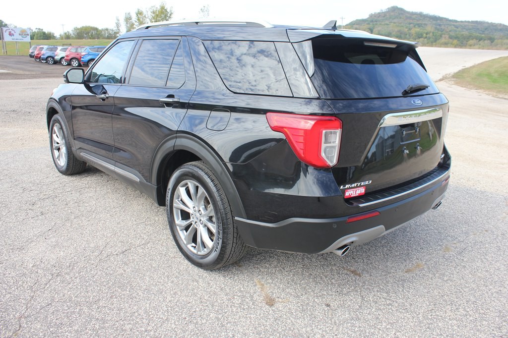2021 Ford Explorer Image 8