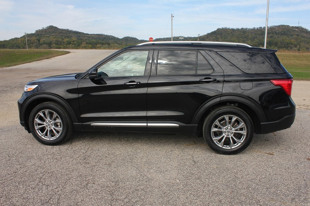 2021 Ford Explorer Image 9