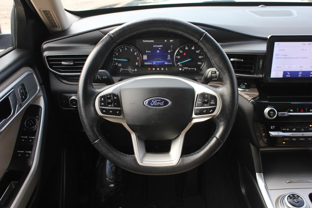 2021 Ford Explorer Image 11