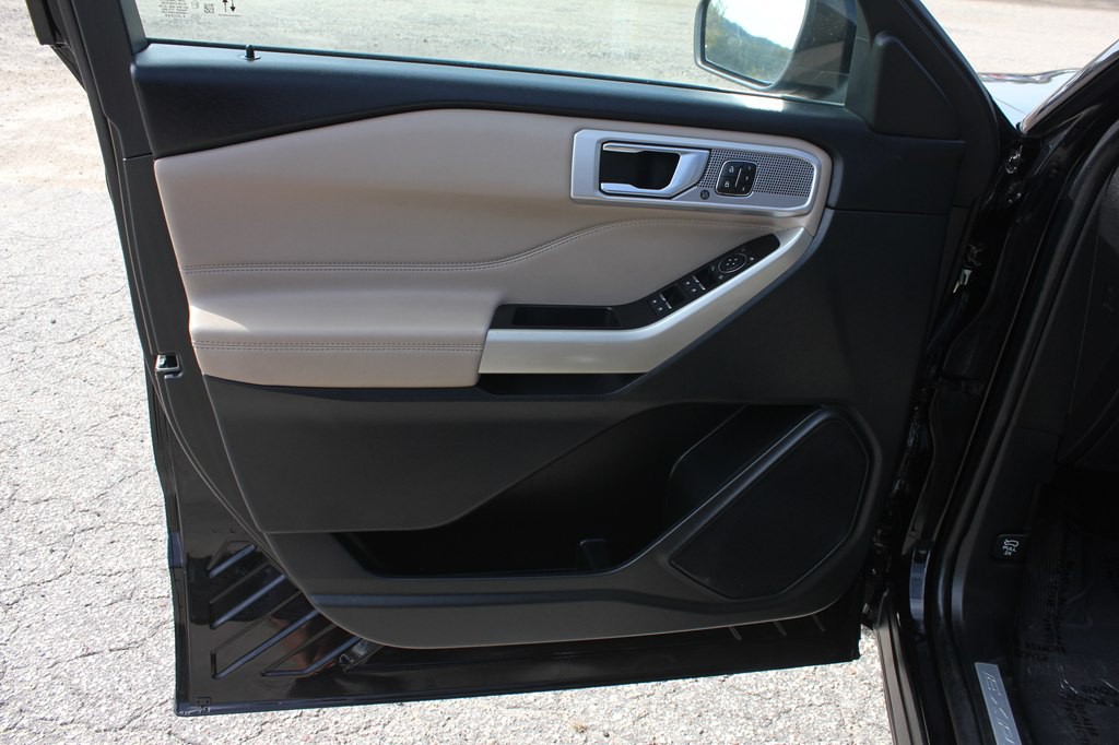 2021 Ford Explorer Image 27