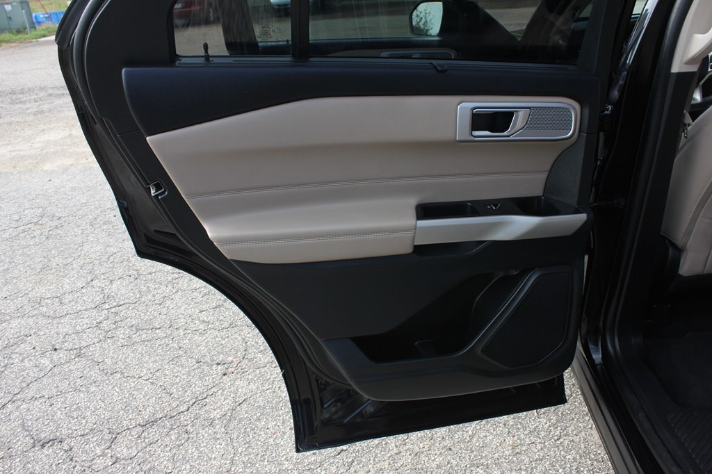 2021 Ford Explorer Image 39