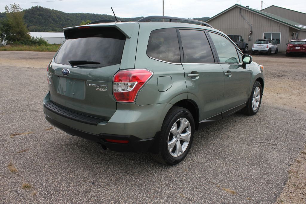 2015 Subaru Forester Image 6