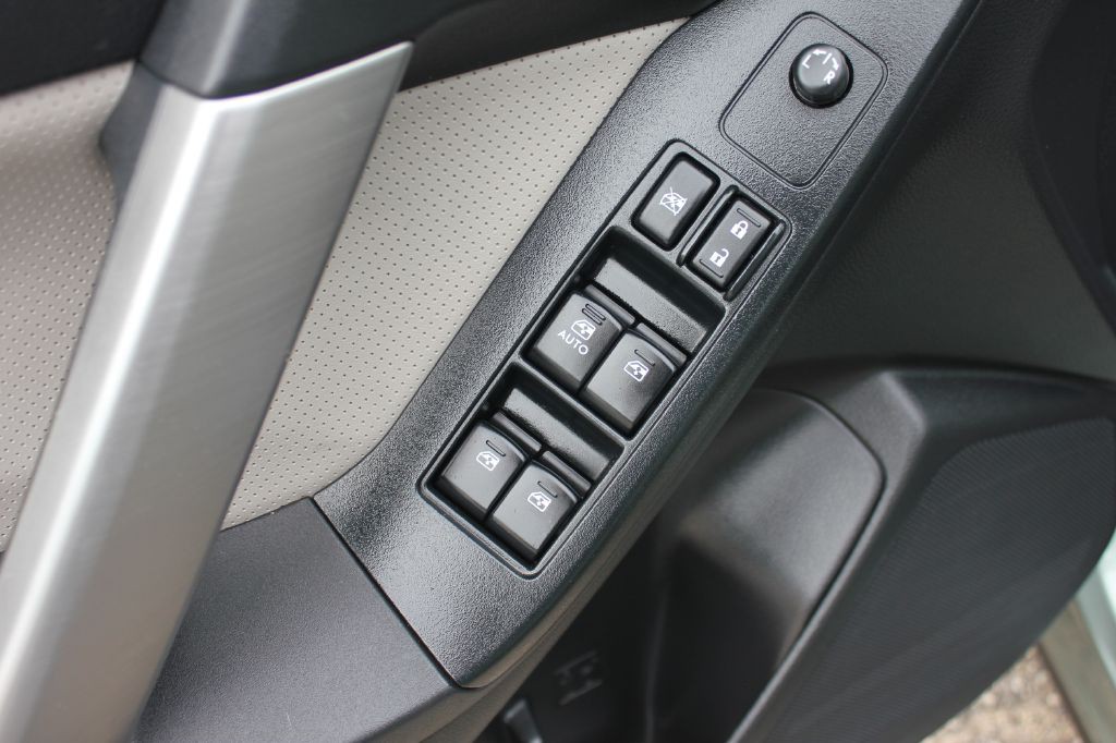 2015 Subaru Forester Image 31
