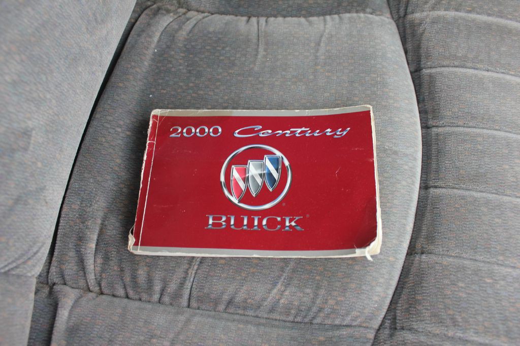 2000 Buick Century Image 29