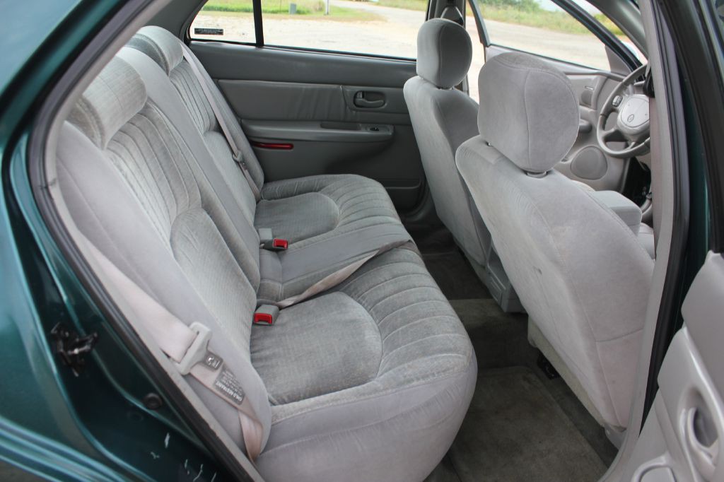 2000 Buick Century Image 32
