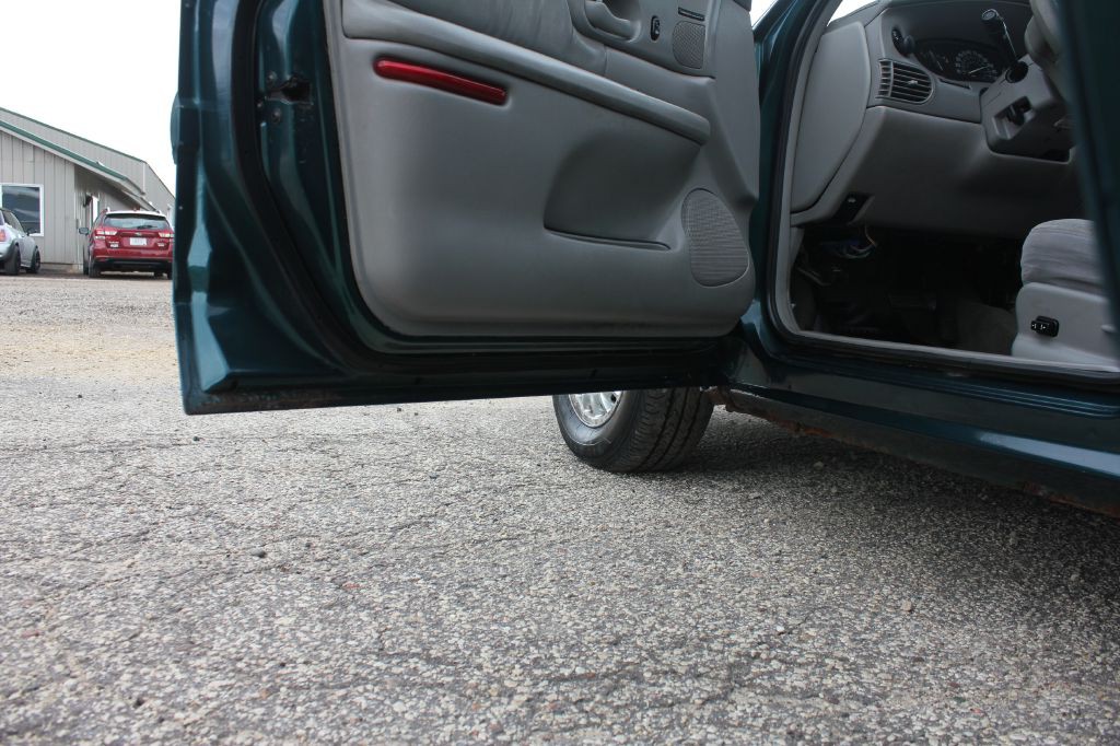 2000 Buick Century Image 36