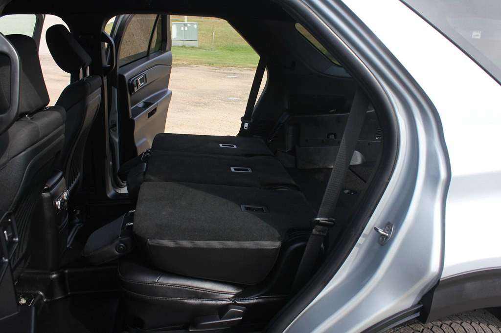 2020 Ford Explorer Image 40