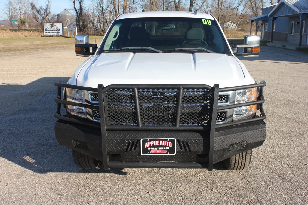 2009 Chevrolet Silverado 1500 Image 3