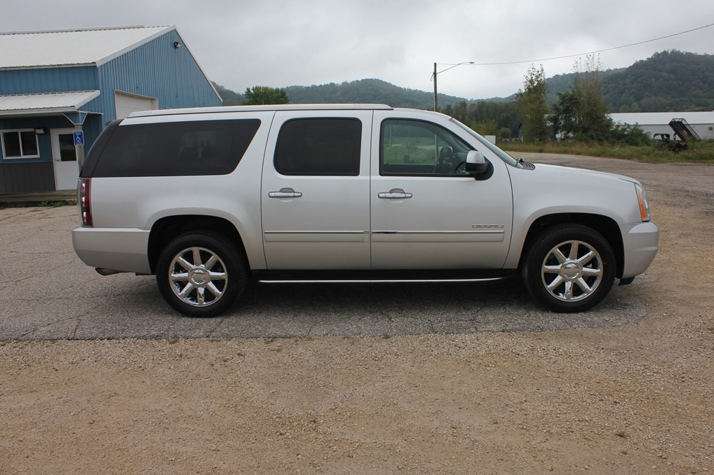 2014 GMC Yukon Image 10