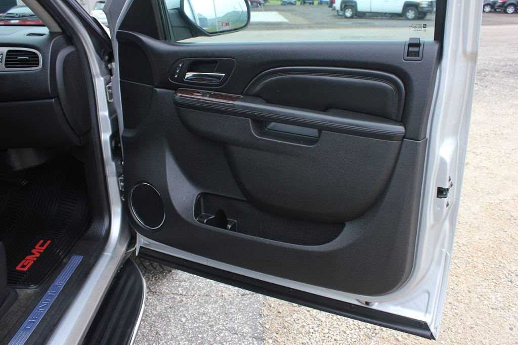 2014 GMC Yukon Image 13