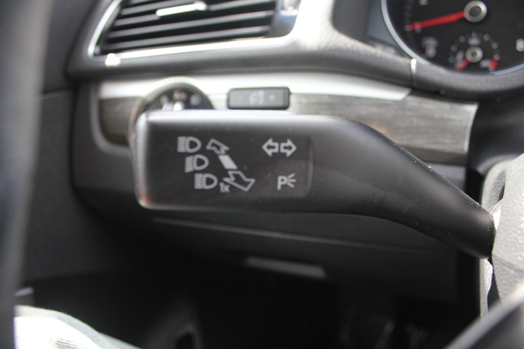 2016 Volkswagen Passat Image 15