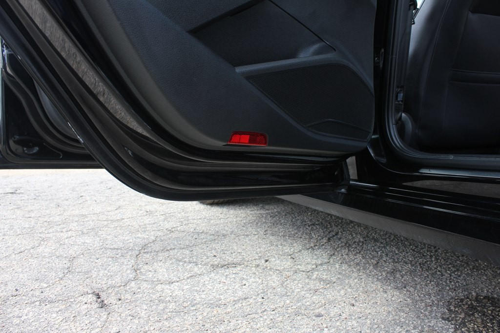 2016 Volkswagen Passat Image 46