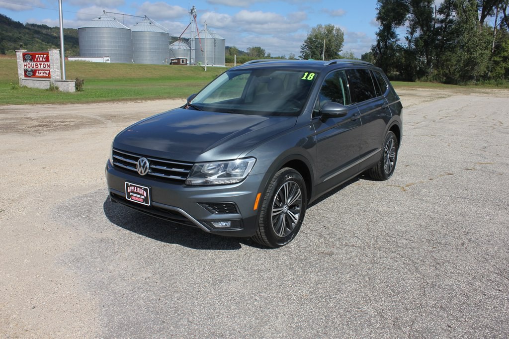 2018 Volkswagen Tiguan Image 1