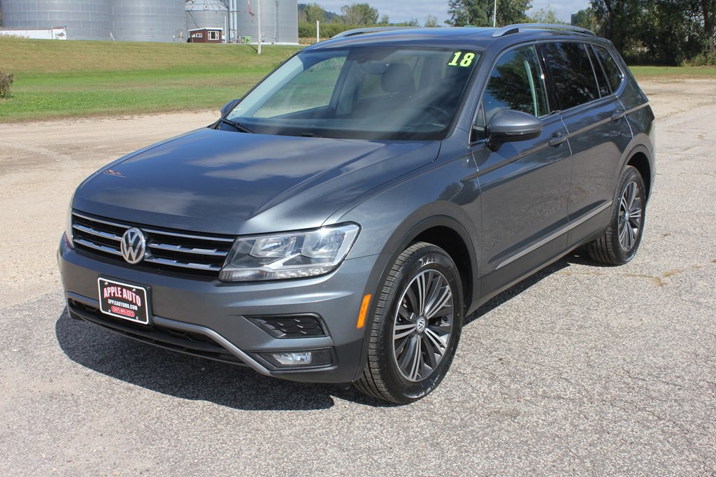 2018 Volkswagen Tiguan Image 2