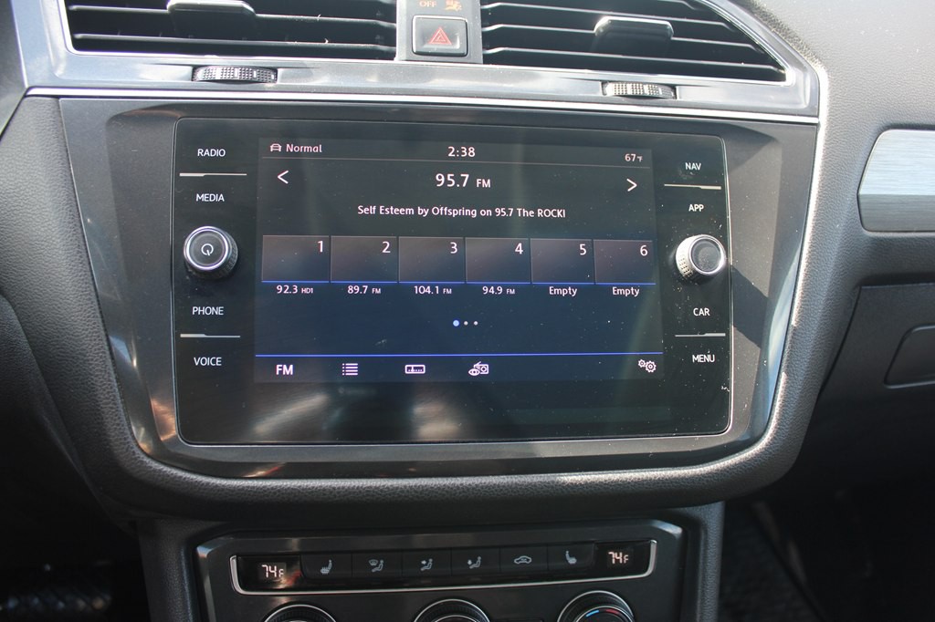 2018 Volkswagen Tiguan Image 18