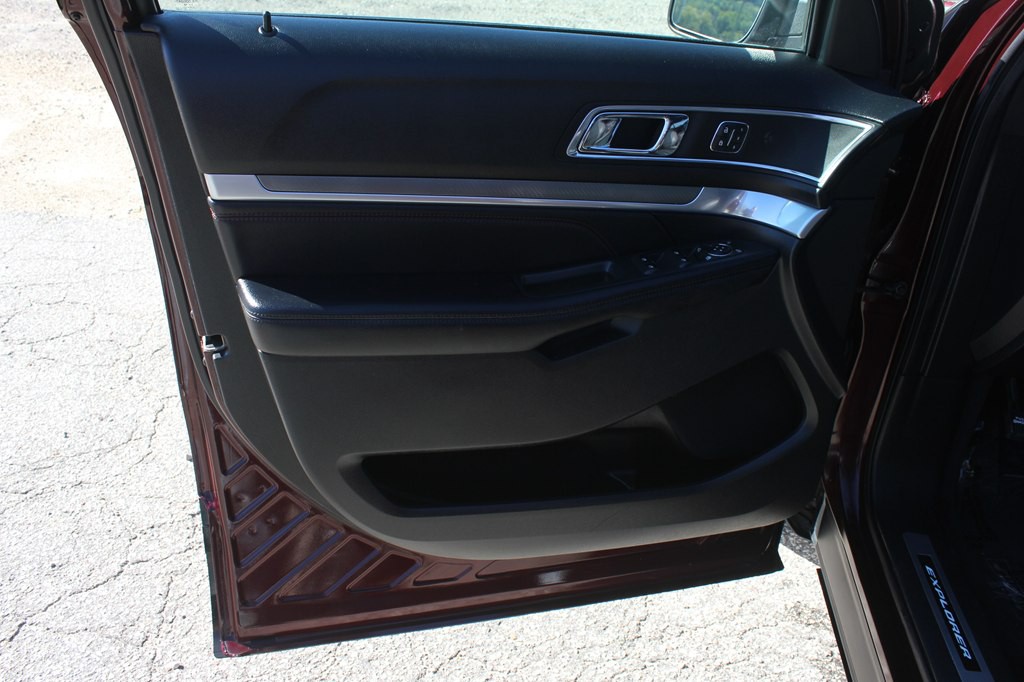 2018 Ford Explorer Image 29