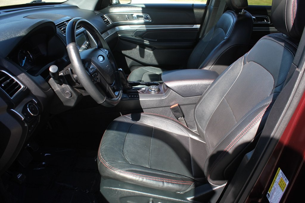 2018 Ford Explorer Image 31