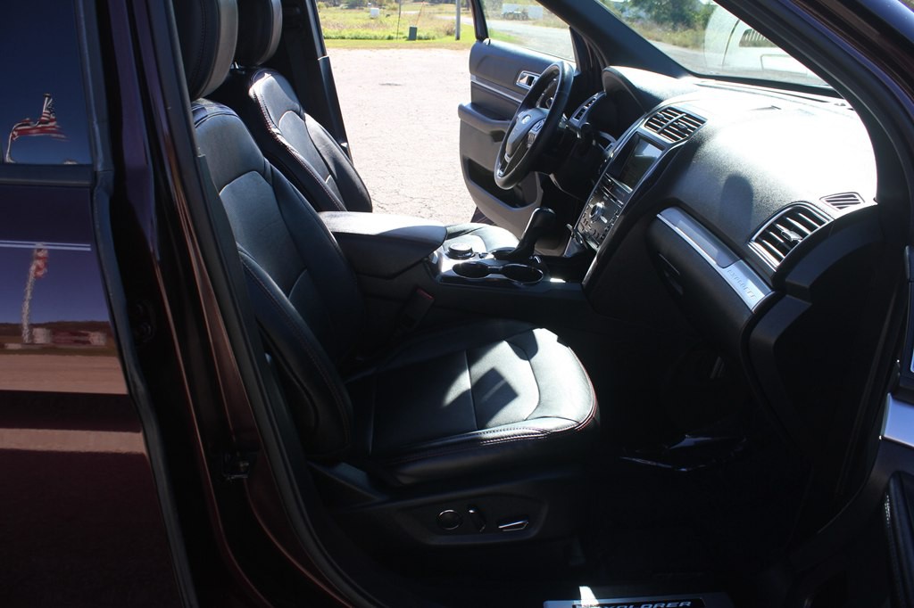 2018 Ford Explorer Image 34