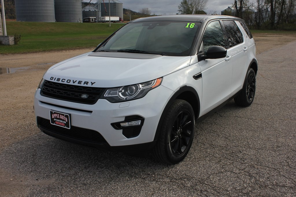2016 Land Rover Discovery Sport Image 2