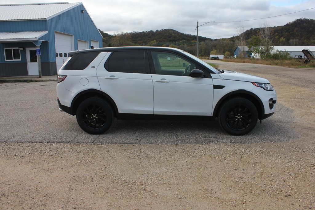 2016 Land Rover Discovery Sport Image 5