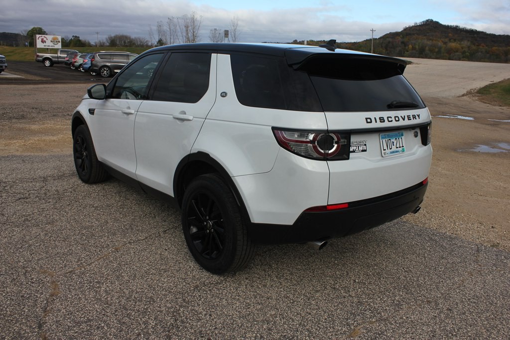 2016 Land Rover Discovery Sport Image 8