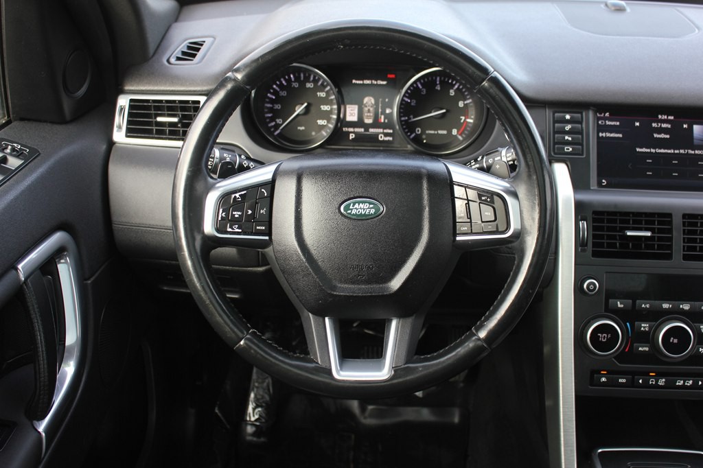 2016 Land Rover Discovery Sport Image 11