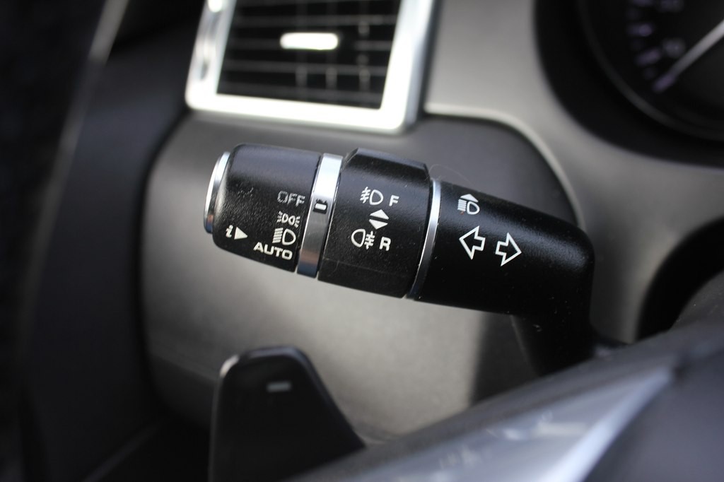 2016 Land Rover Discovery Sport Image 15