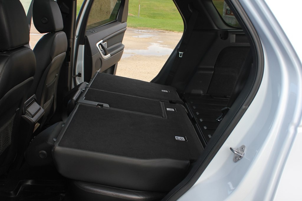 2016 Land Rover Discovery Sport Image 41