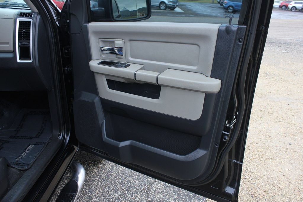 2010 Dodge Ram 1500 Image 35