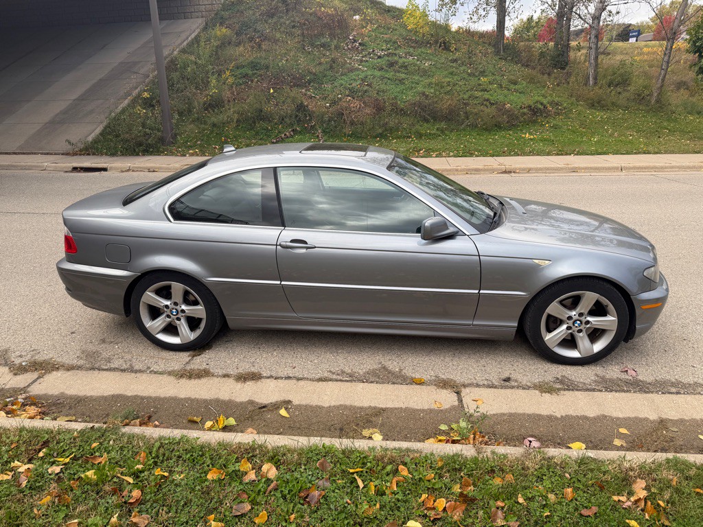 2005 BMW 3 Series Image 5