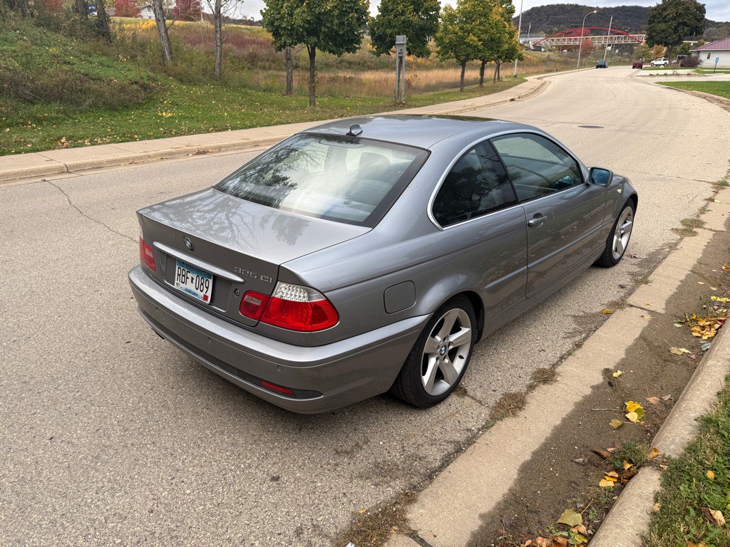 2005 BMW 3 Series Image 6